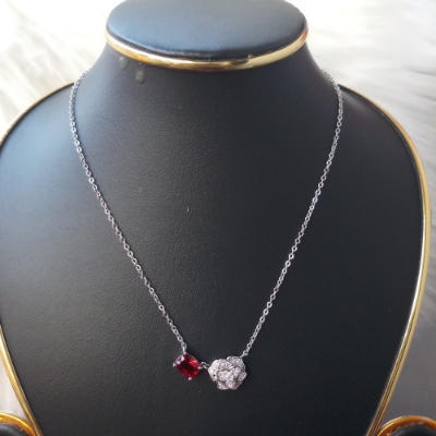 Picture of Fashionable Long Chain Stone Pendant /Locket Necklace For Women & girls