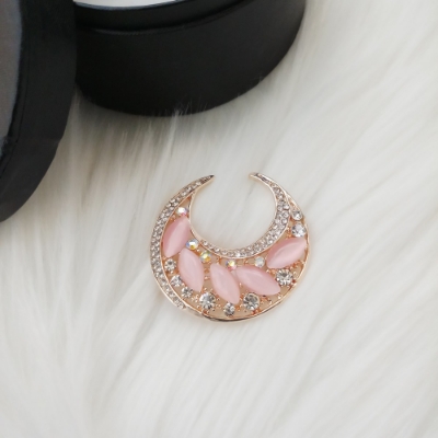 Picture of Stone & Metal Brooch /Hijab Pin/ Saree Pin for Women (Golden) (Imported) Model-BRC-1115 - 1 Piece - Brooch - Brooch for Women - হিজাব পিন