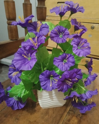 Picture of কৃত্রিম প্লাস্টিকের গাছ- - artificial flower