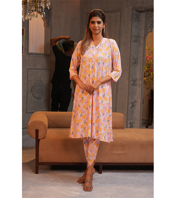 Picture of Winner Style Ladies Cord Set