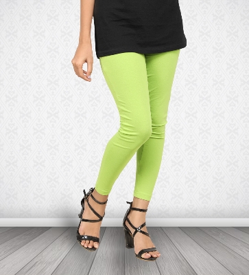 Picture of Winner Style Women's Classic Fit Leggings Parrot