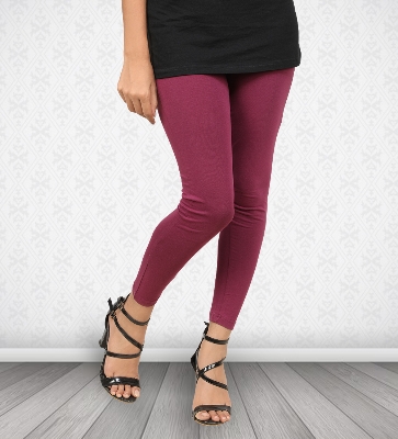 Picture of Winner Style Women's Classic Fit Leggings Maroon