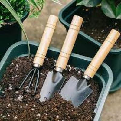 Picture of Metal Garden Tool Set Large 10 Inch-3 Piece