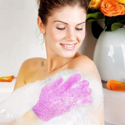 Buy crip-Beauty 2pcs 24*14.5cm Shower Bath Gloves Exfoliating Wash Skin Relax The body Scrub Body Glove Random Color hot sell  at Best Price In Bangladesh