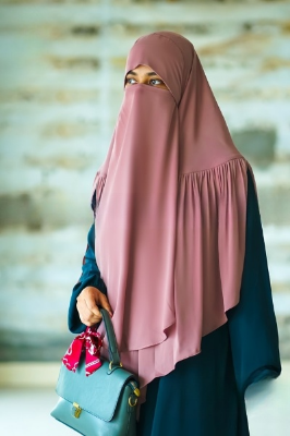 Picture of Hijab Big Size Hijab Fashion Women Dubai Cherry Headscarf Ready To Wear Instant Hijab Scarf Muslim Shawl Islamic Hijabs Arab Wrap Head Scarves Design