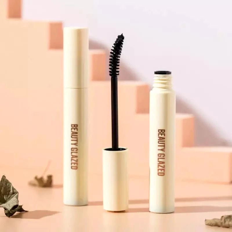 Picture of Beauty Glazed Chocolate Curling Mascara Extremely Black Waterproof 8g