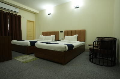 Buy Deluxe Triple  Bed Online