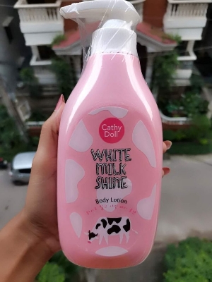Picture of Cathy Doll White Milk Shine Body Lotion- 450ml