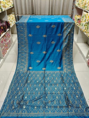 Picture of Fashionable Reshom Silk Saree