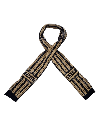 Picture of Winter Fashionable Stylish Unique Design Muffler