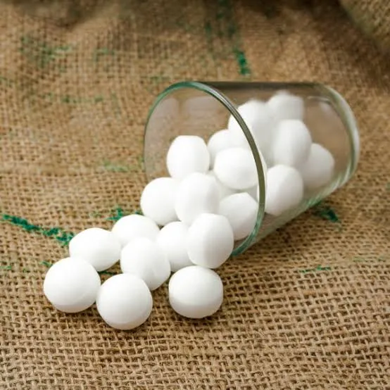 Picture of Naphthalene balls big size 120gm (40 Piece)