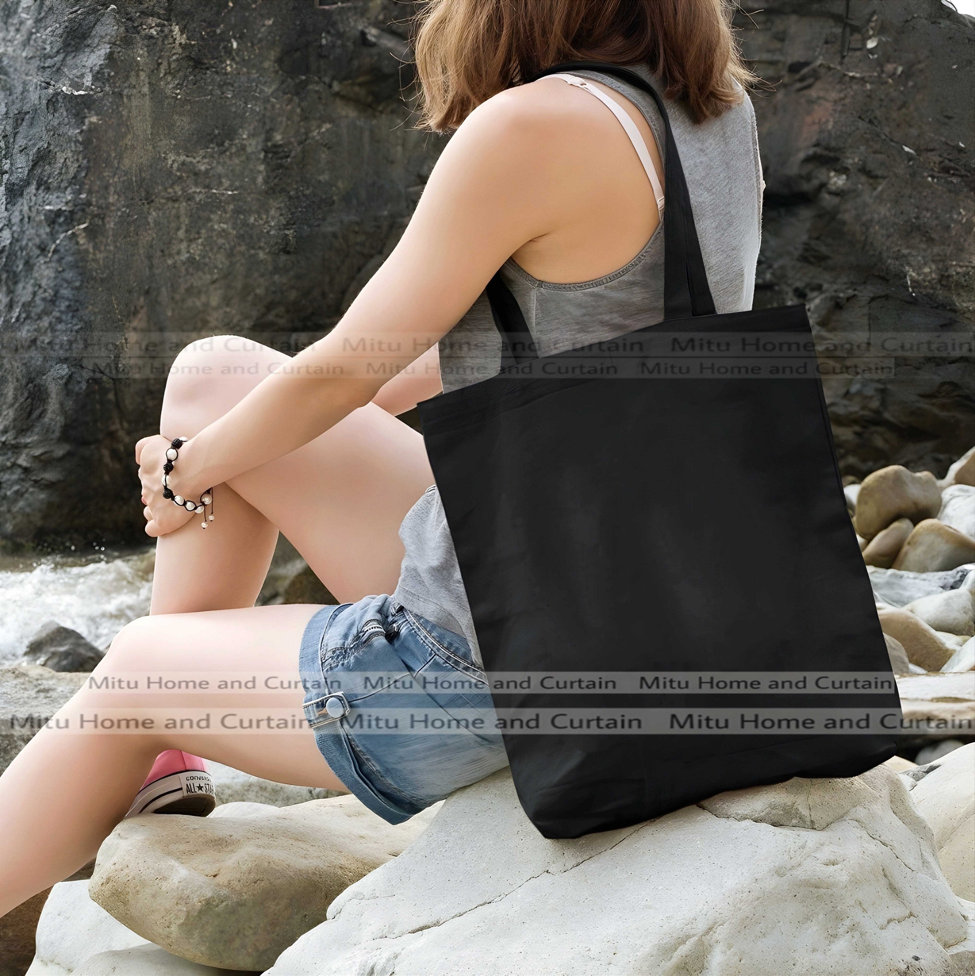 Buy Premium Tote Bag with Zipper Canvas Tote Bag for Women Trendy Shopping Bag / College Bag / University Bag Tote Bag, Canvas Bag with Zipper White , Black at Best Price In Bangladesh