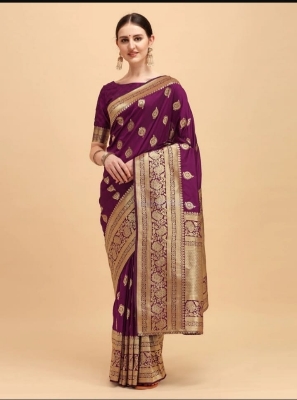 Buy Stylish & Glorious Printed Silk Saree With Blouse Piece FREE  at Best Price In Bangladesh
