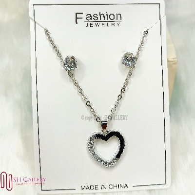 Buy  Women Necklace & Pendant Chain with earrings Girl Wedding Neckless Fashion Jewelry Set - Necklace For Girls at Best Prices in Bangladesh