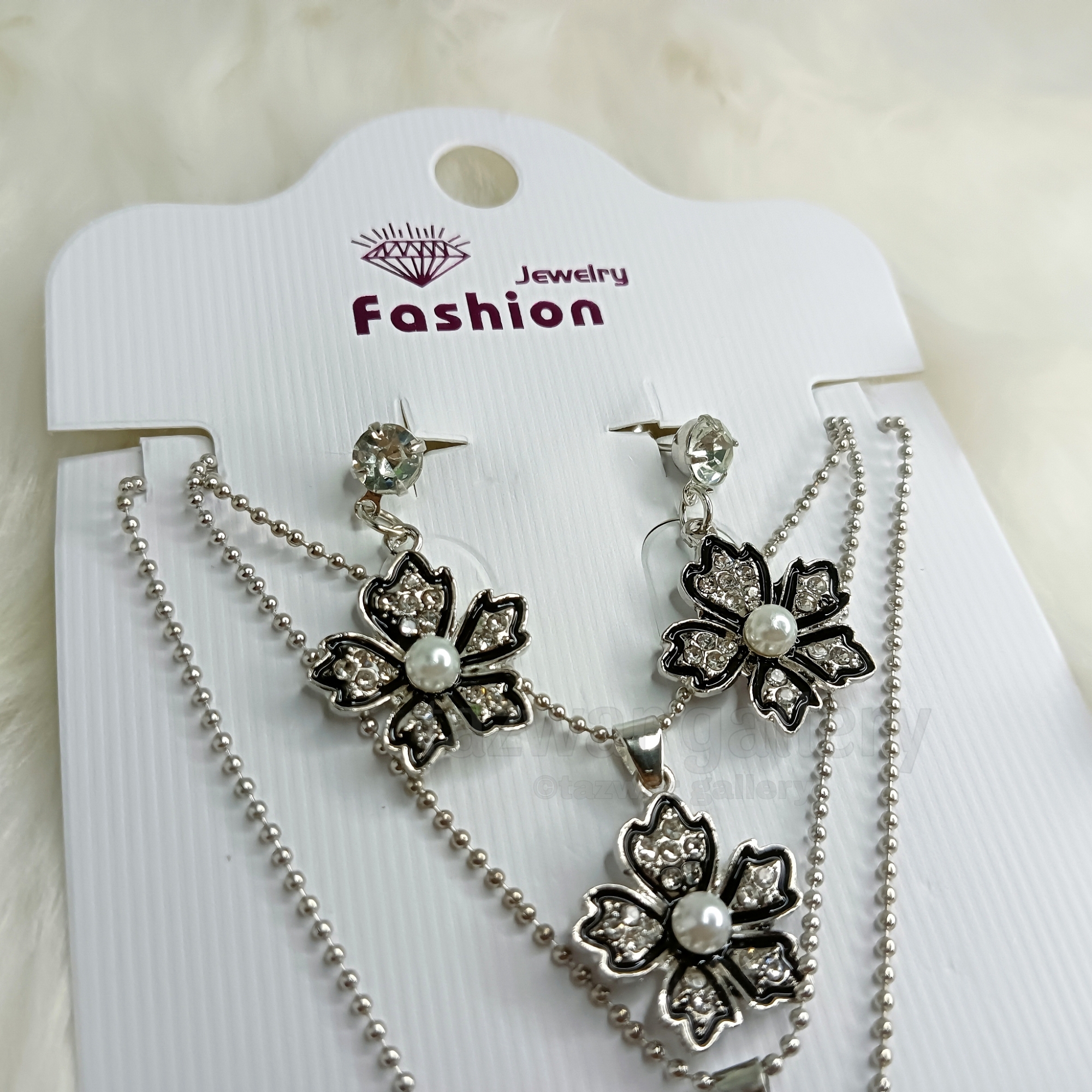 Buy Women Necklace & Pendant Chain with earrings Girl Wedding Neckless Fashion Jewelry Set - Necklace For Girls at Best Prices in Bangladesh