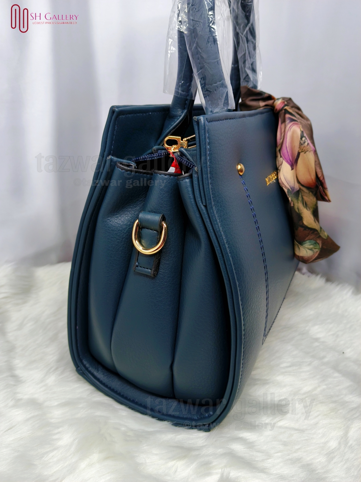 Buy Elegant & Durable PU Leather Handbag for Girls – Perfectly Sized for Everyday Essentials, Combining Style, Functionality & Comfort at Best Prices in Bangladesh