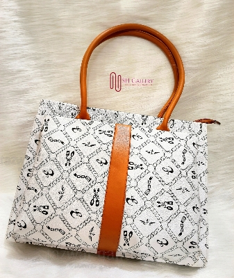 Buy Trendy & Durable PU Leather Tote Handbag – Style Meets Functionality at Best Prices in Bangladesh