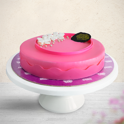 Buy Mithai Strawberry Cake 500gm  at Best Price