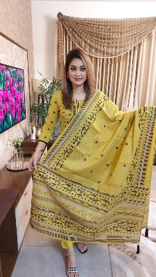 Picture of Three piece/ Salwar Kameez/ Cotton salwar kamiz