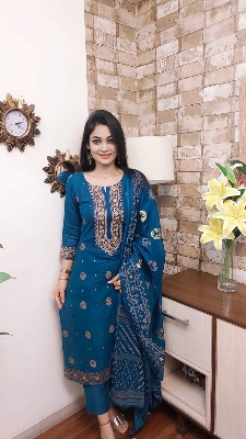 Picture of Three piece/ Salwar Kameez/ Cotton salwar kamiz