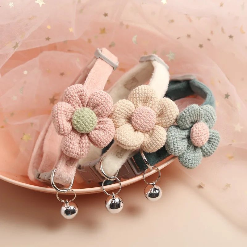 Picture of Lovely Cat Collar Adjustable Cartoon Style Soft Plush Flower Collar with Bell