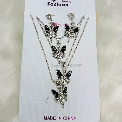 Buy Gorgeous Girls' Necklace and Earring Set – A Timeless Addition to Any Wardrobe  at Best Prices in Bangladesh