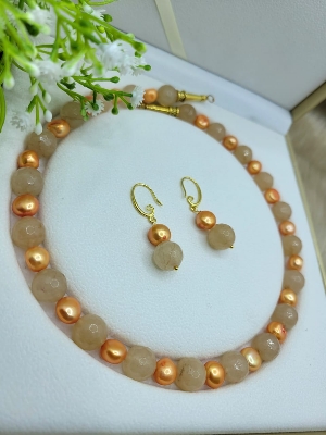 Buy  Orgenal shell Pearl Jewelry with Semiprecious Gemstones – Timeless Elegance! at  Best Price In Bangladesh