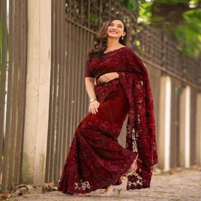 Picture of Georgette High Quality Embroidery Stylish Sharee (S-100)