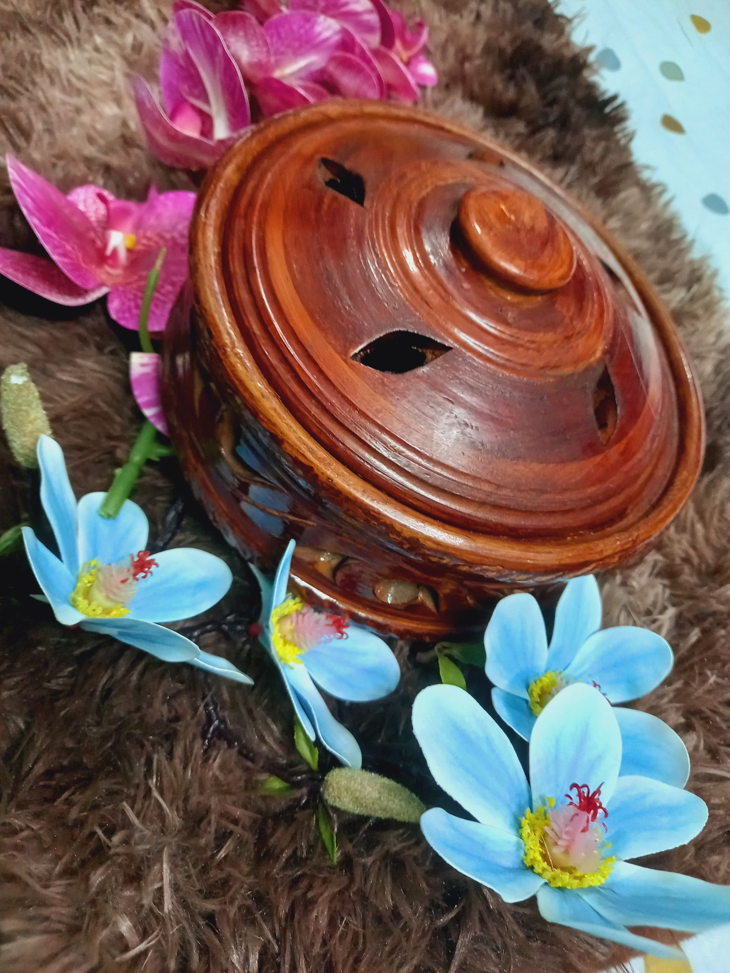 Buy   মশার কয়েল মাটির ঢাকনাসহ অসাধারণ ডিজাইনের,কয়েল থেকে আগুন না লাগার শতভাগ নিশ্চয়তা, নিরাপদ থাকুন।     at Best Prices in Bangladesh