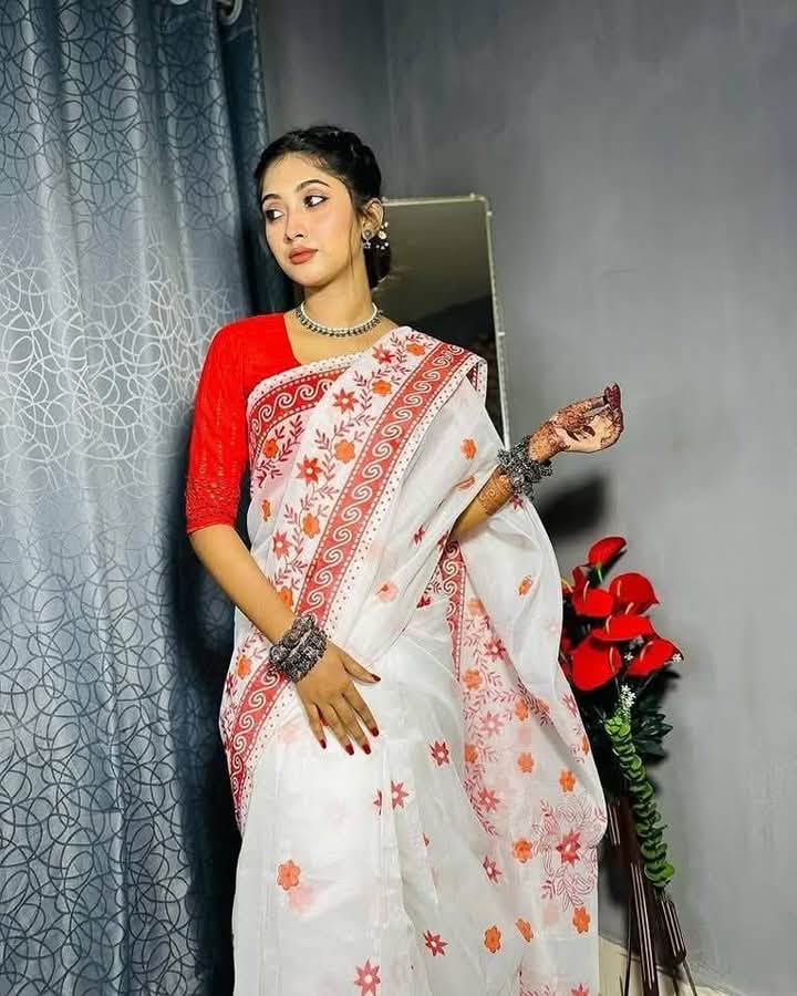 Buy ScreenPrint Saree  at Best Price In Bangladesh