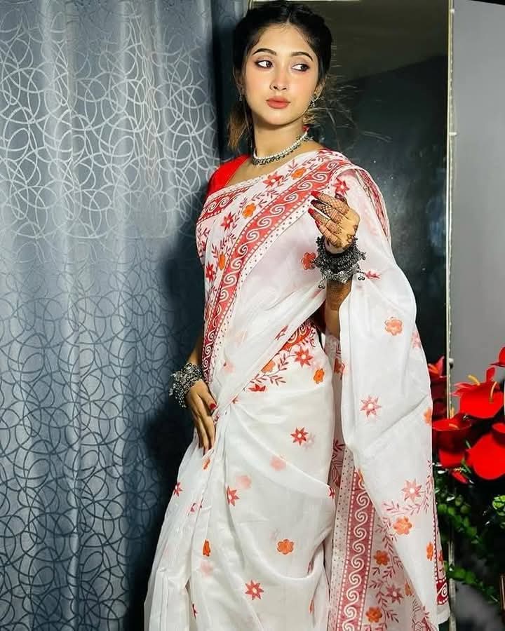 Buy ScreenPrint Saree  at Best Price In Bangladesh