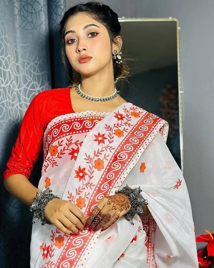 Buy ScreenPrint Saree  at Best Price In Bangladesh