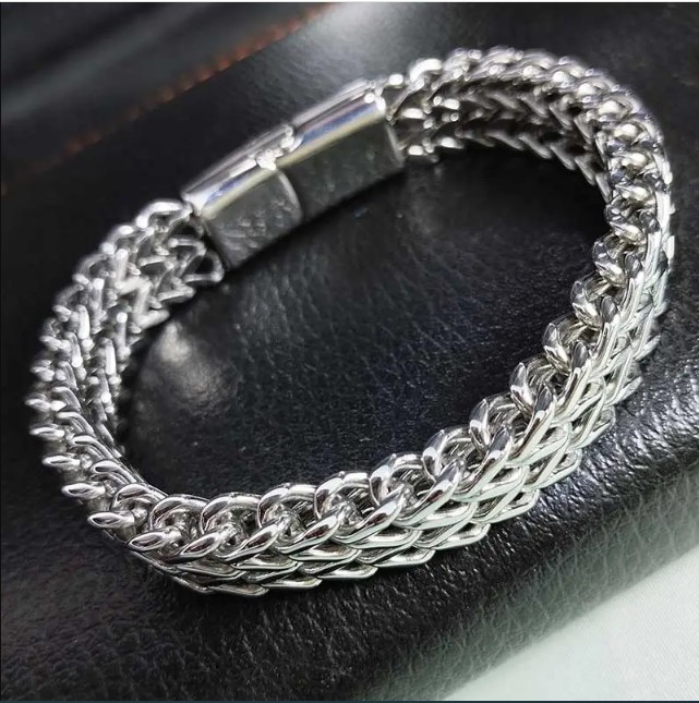 Picture of Thick Chain Bracelet Silver Color