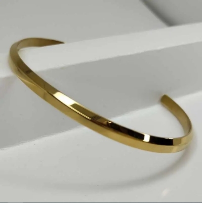 Picture of 3mm Free Size Cuff Bracelet – Golden