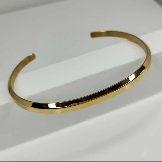 Picture of 3mm Free Size Cuff Bracelet – Golden