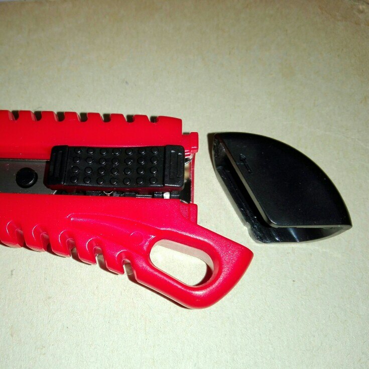 Picture of MPT Snap off Blade Utility Cutter Fast Fixed Point MHF03004 - Kings Trading