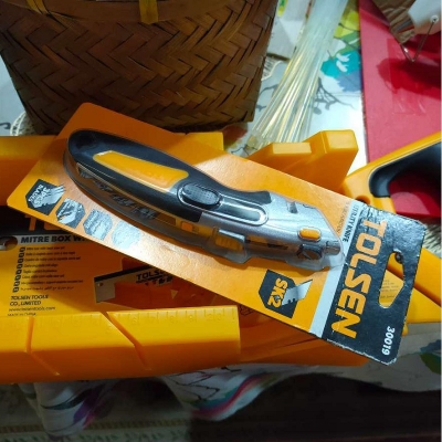 Picture of TOLSEN Utility Cutter Dual Function w/ Auto Lock and Retractable (SK2) Model: 30019