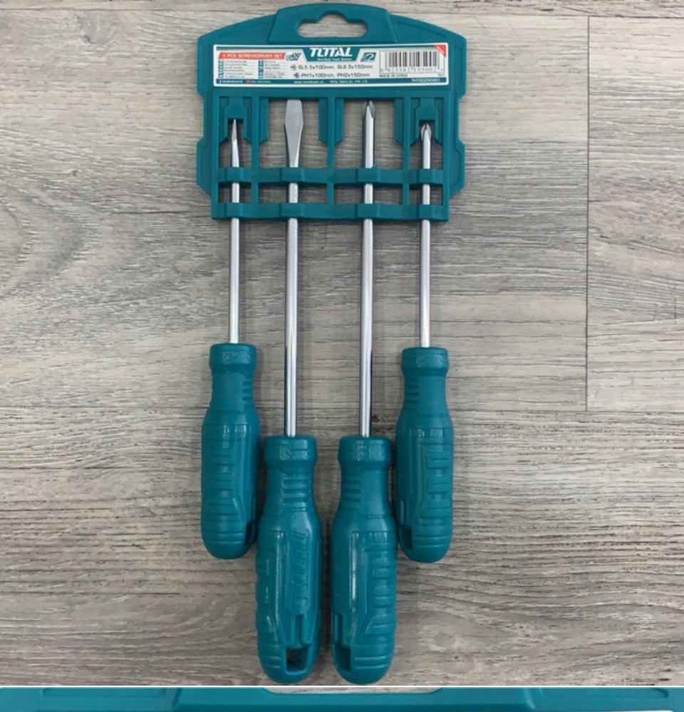 Picture of TOTAL Screwdriver 4cs Set Model THTDC250401