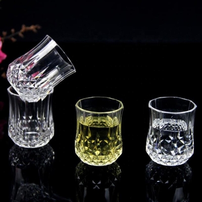 Picture of diamond shot glass with 50ml volume