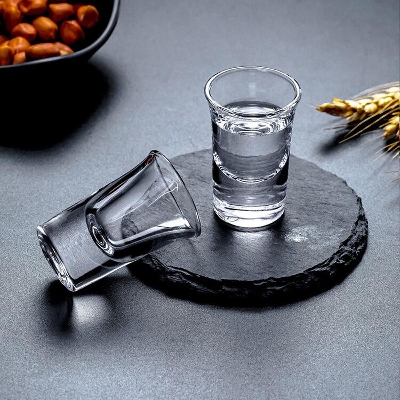 Picture of 15ml bottomed fancy shaped transparent glass cup for home