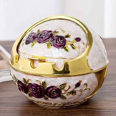 Picture of metal round ashtray creative personality luxury car household ashtray