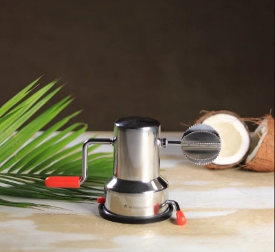 Picture of Stainless Steel Coconut Scraper/Coconut Scrapers Machine/Coconut Graters/Coconut Graters for Kitchen/Coconut Crusher Machine