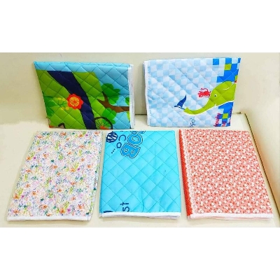 Picture of Waterproof Sheet Urine Changing Pads Cartoon Reusable Infants Bedding Mat-23*19 Inches random color- 1pcs