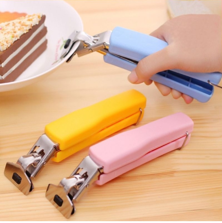 Picture of Anti Skid Stainless Steel Hot Dish Retriever Tongs Pizza Pan Pot Pan Gripper Bowl Clip With Silicone Handle clip