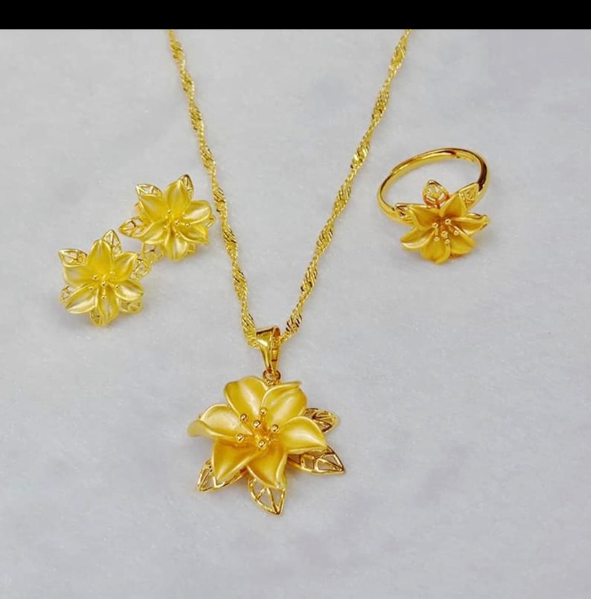 Picture of Xuping Jewelry Sets For Women Bridal Flower Locket Necklace Chain Xuping Earrings & Xuping Ring Fine Jewelry Wedding Party Gift