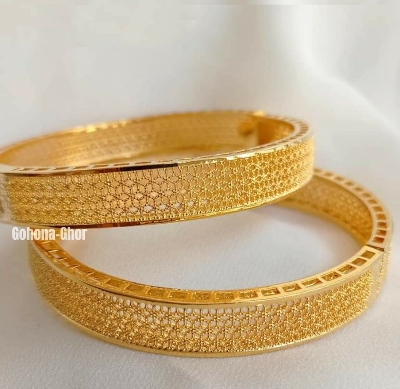 Picture of Dubai Gold Plated Premium Quality Lock System Bracelets Bangles For Women Holiday Gifts Party Wedding Bridal Jewelry