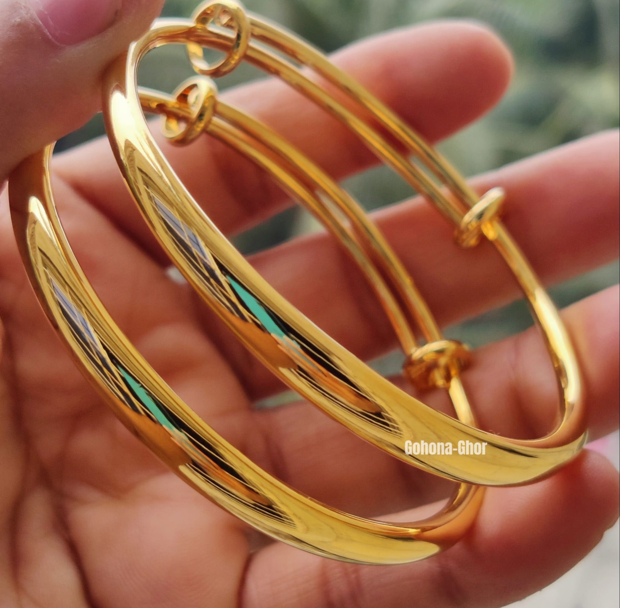 Picture of Cm Jewelry Premium Quality Classic Fashionable Shiny Wedding Party Daily Wear Bracelet Design Bangles For Women