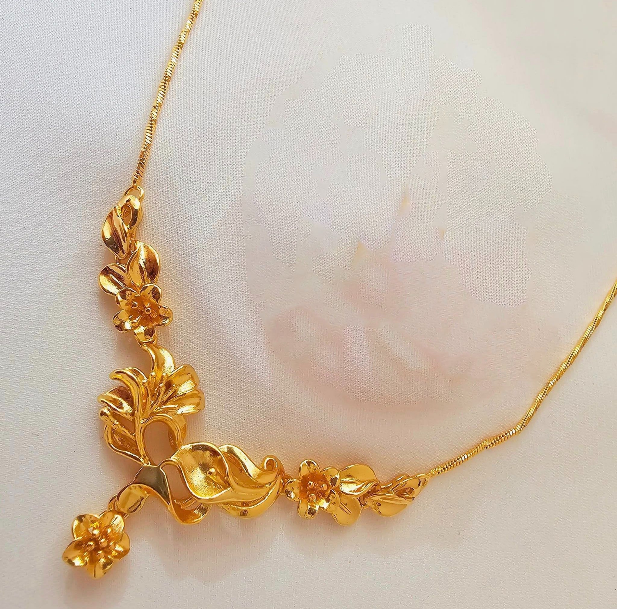 Picture of Dubai Gold Plating Universal Necklace For Women