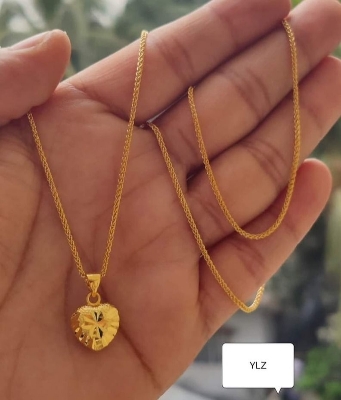 Picture of Yellow Gold Plated Charm Necklaces For Women Hollow Heart Pendant Necklace Chain Collier Femme Wedding Jewelry Accessories Gifts