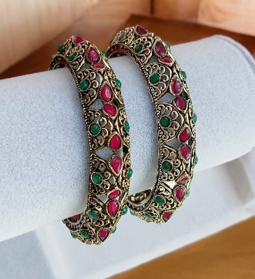 Picture of Exclusive Design Indian Bangles For Women
